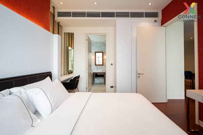 FOR RENT condo , Khun By Yoo , high floor , BTS-Thong Lo , Khlong